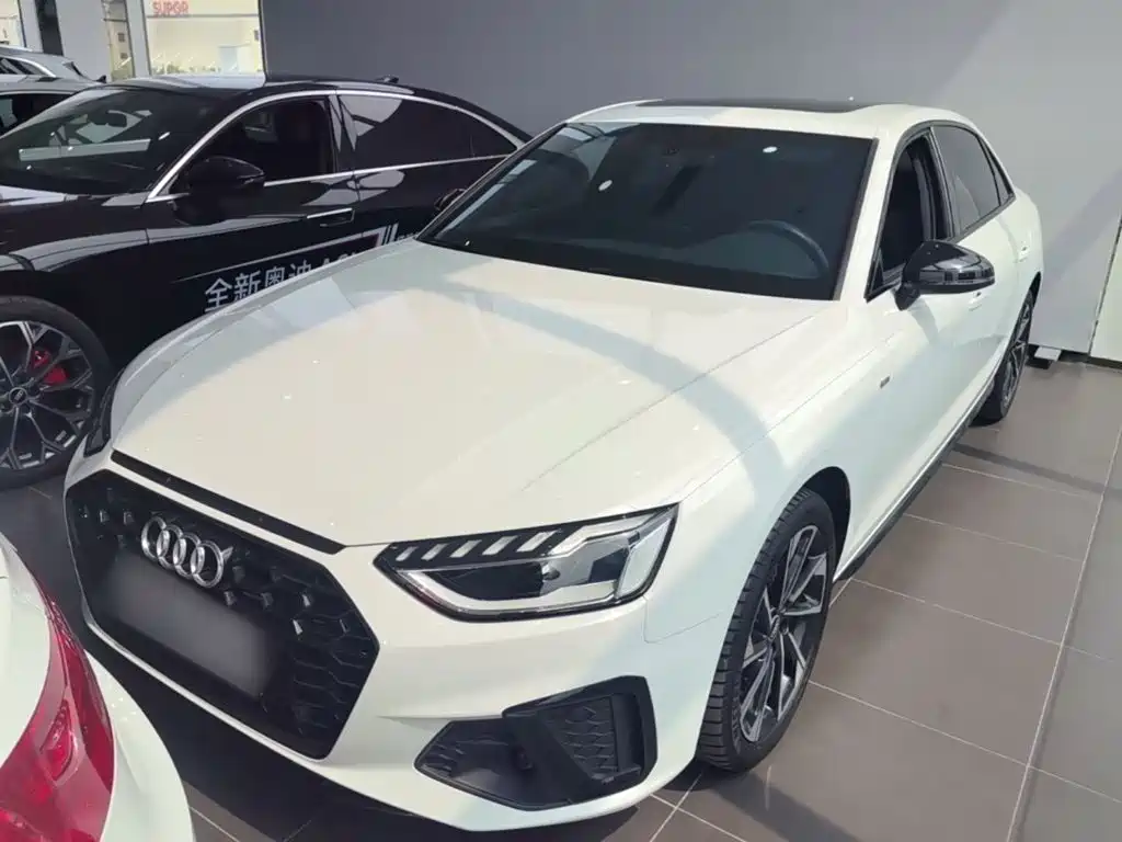 Audi A4 2023