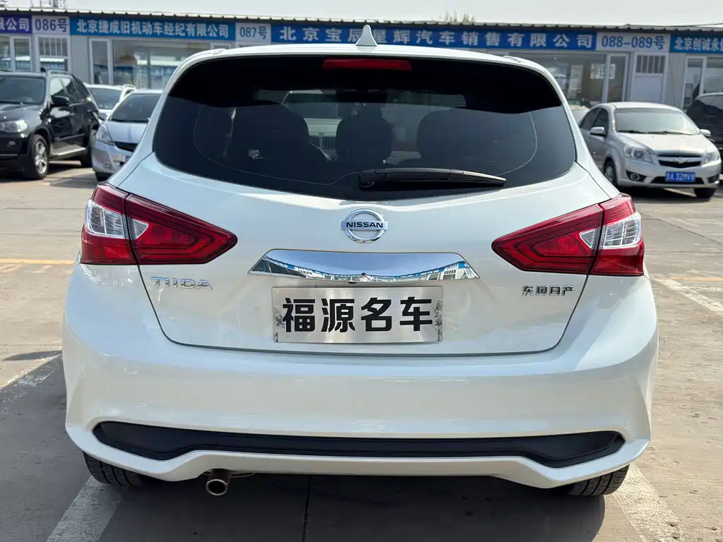 Nissan Tiida 2021