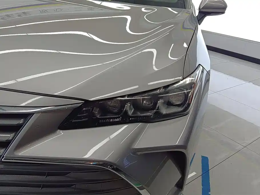 Toyota Avalon 2022