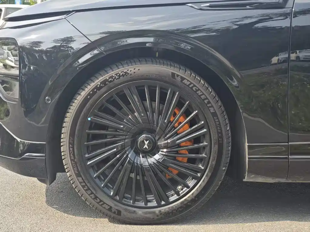 Xpeng G9 2025