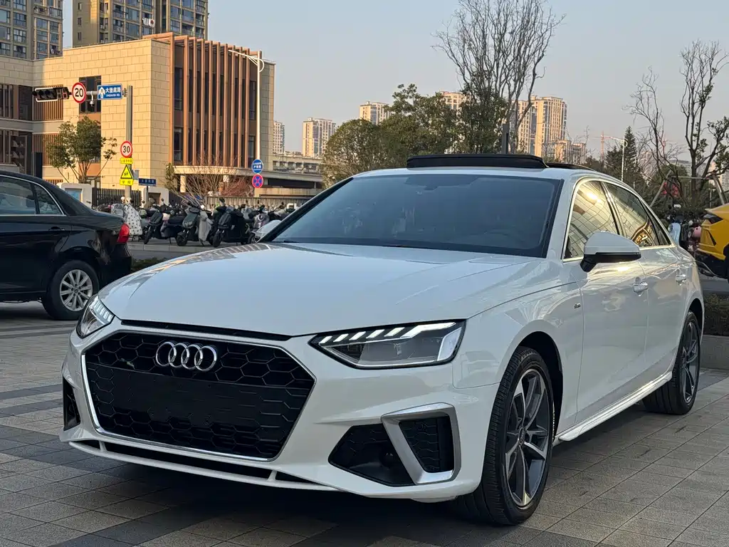 Audi A4 2022