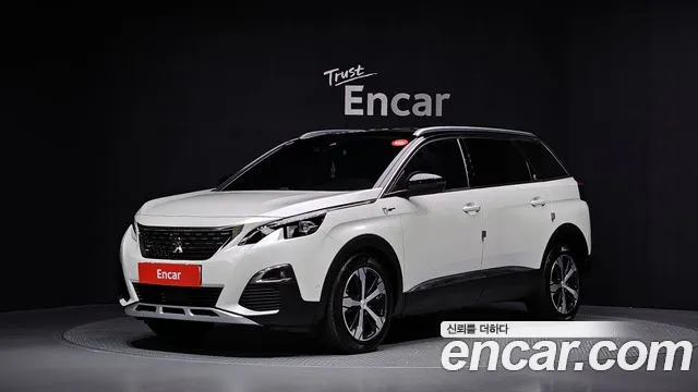 Peugeot 5008 2021