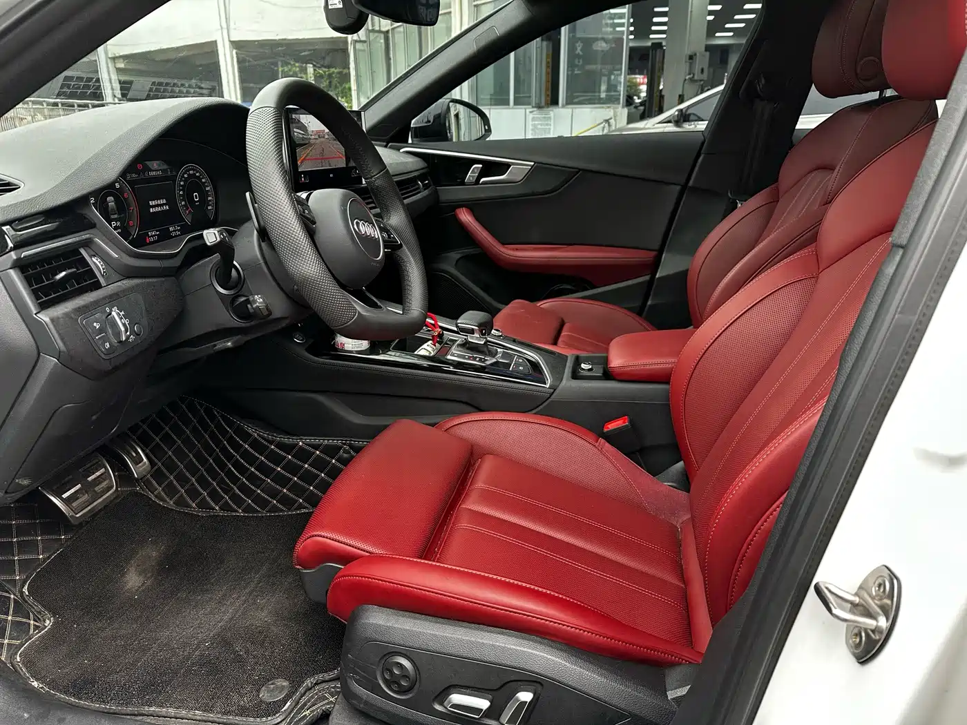 Audi A4 2025