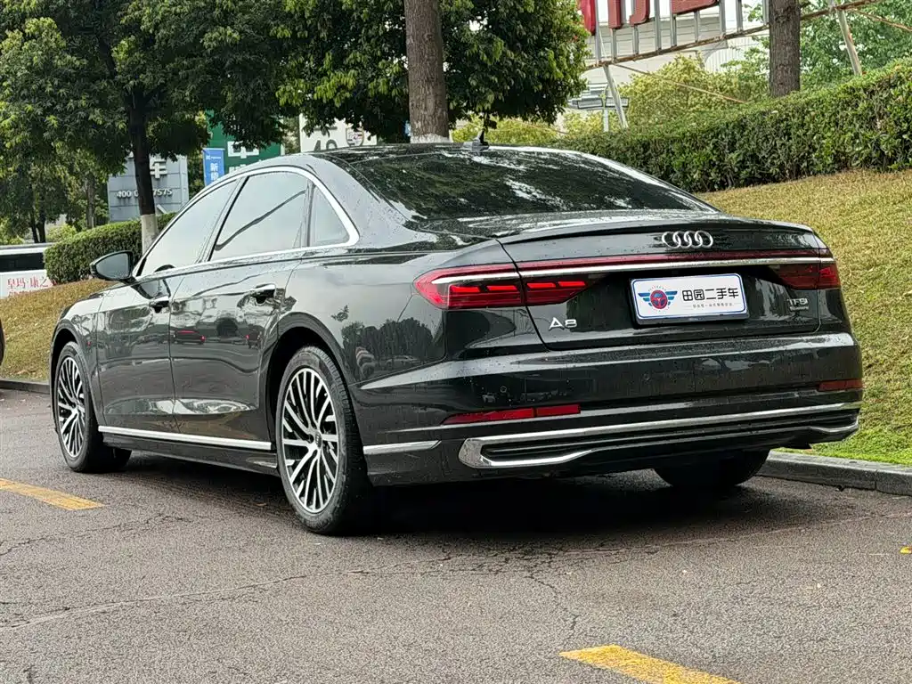 Audi A8 2023
