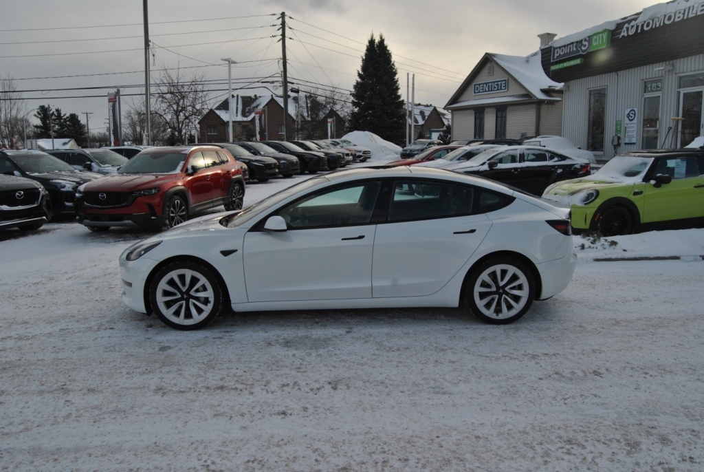 Tesla Model 3 2022