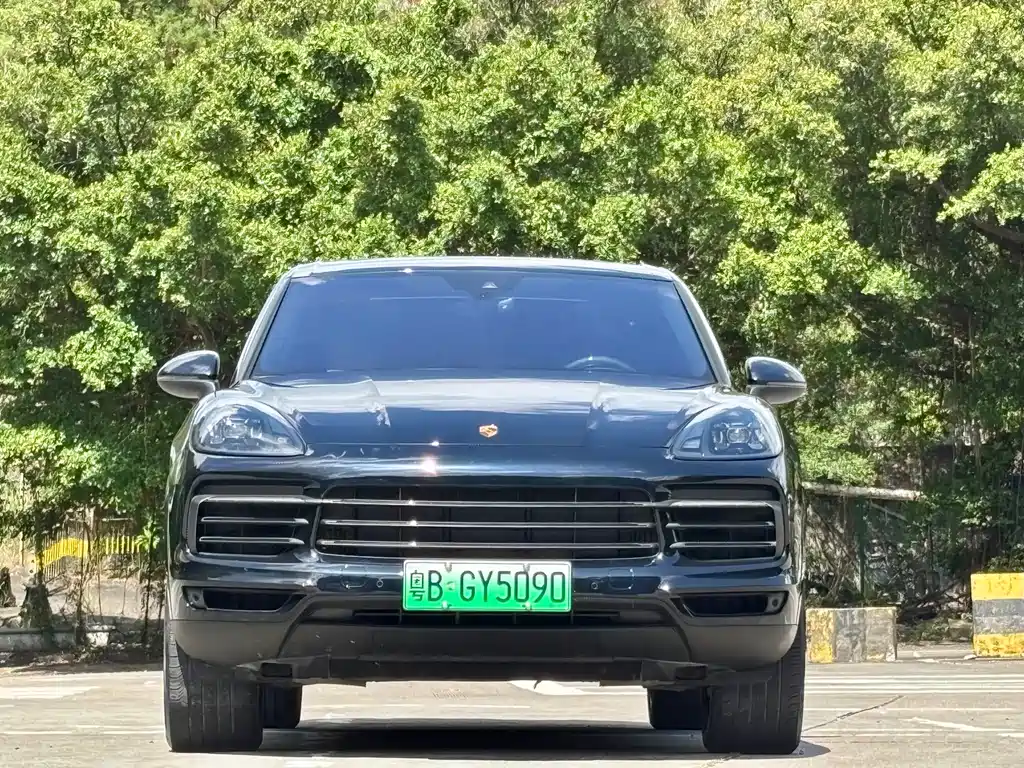 Porsche Cayenne 2023