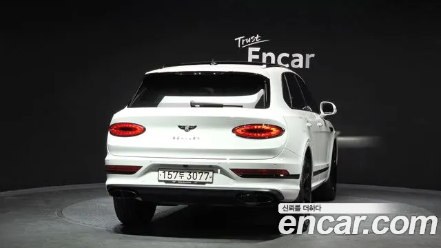 Bentley Bentayga 2023