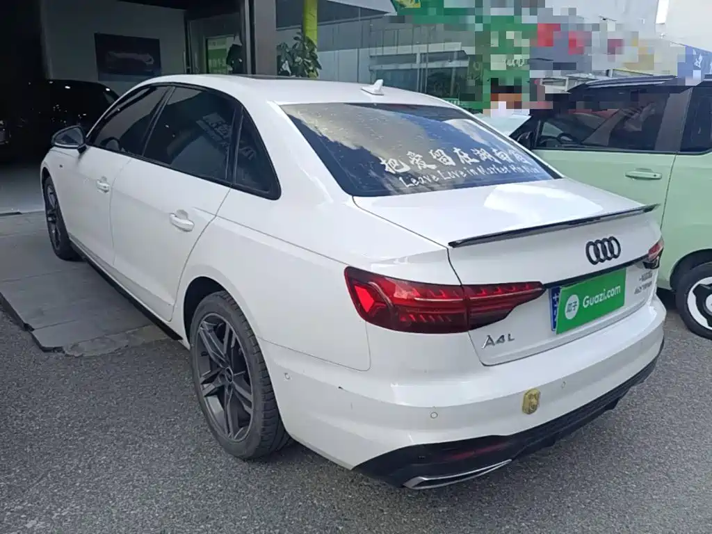 Audi A4 2022