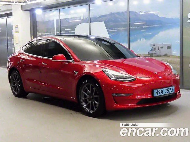 Tesla Model 3 2020