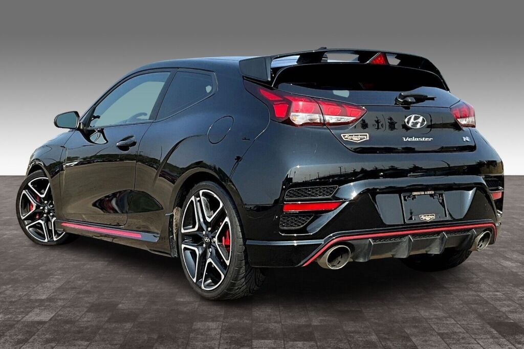 Hyundai Veloster 2022