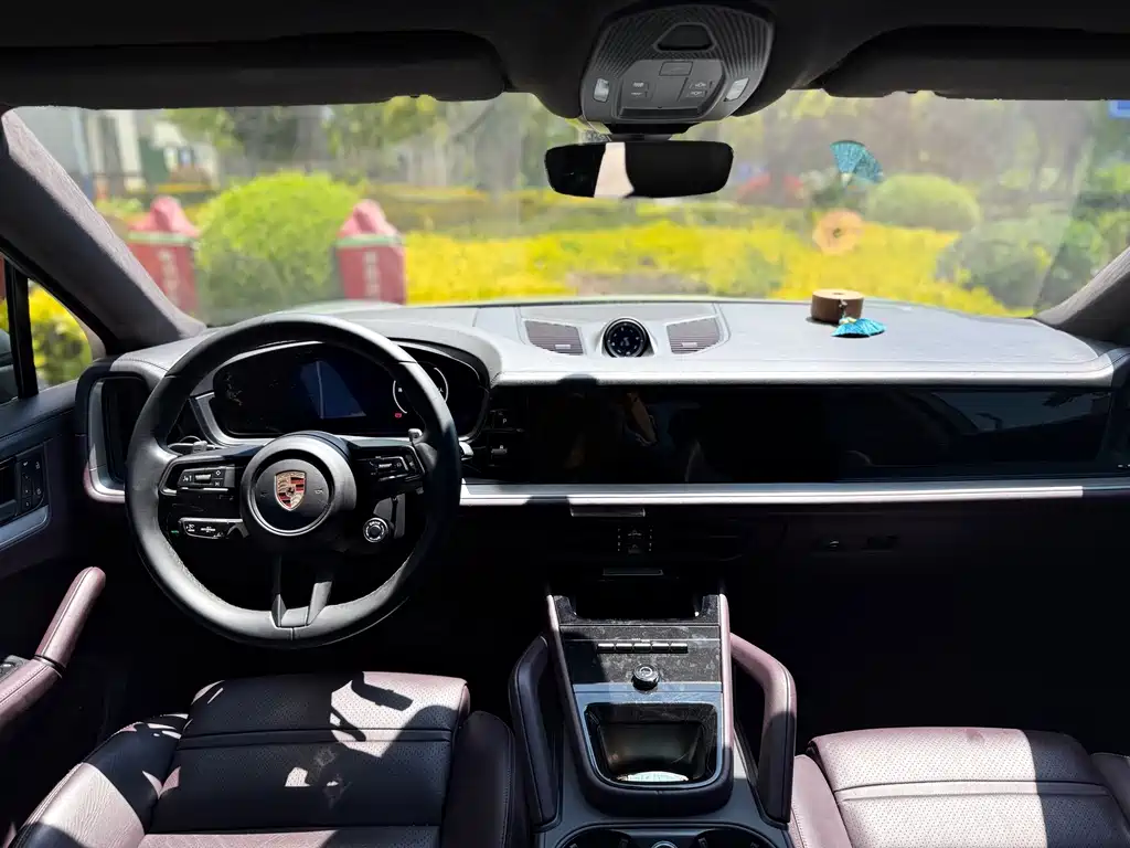 Porsche Cayenne 2024