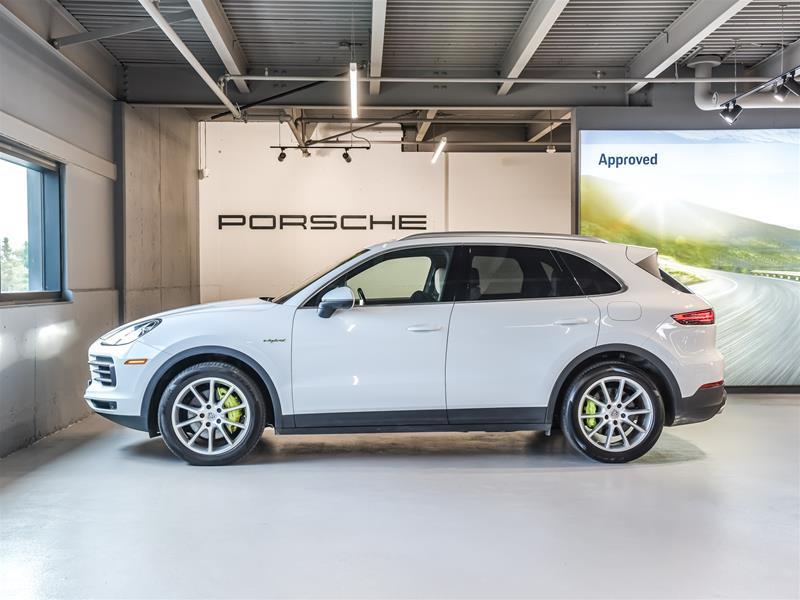 Porsche Cayenne 2022