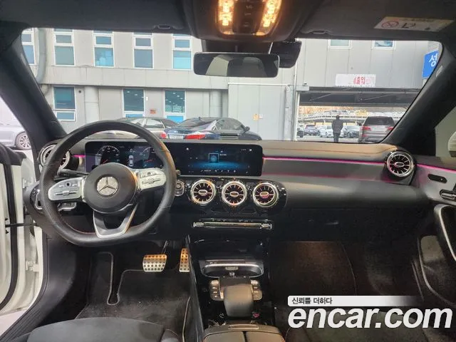Mercedes-Benz CLA 2021