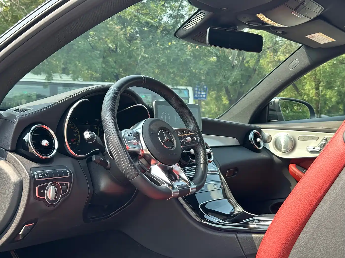 Mercedes-Benz C-Класс 2023