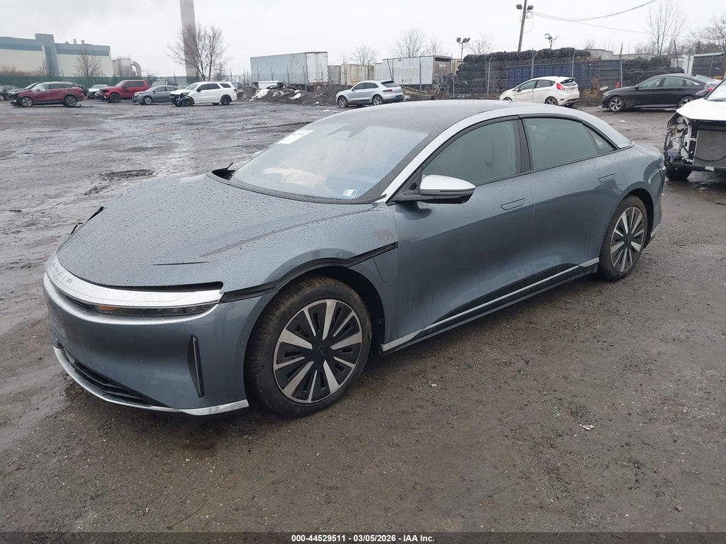 Lucid Air 2025