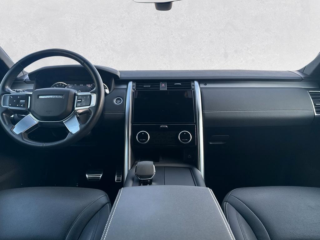 Land Rover Discovery 2023