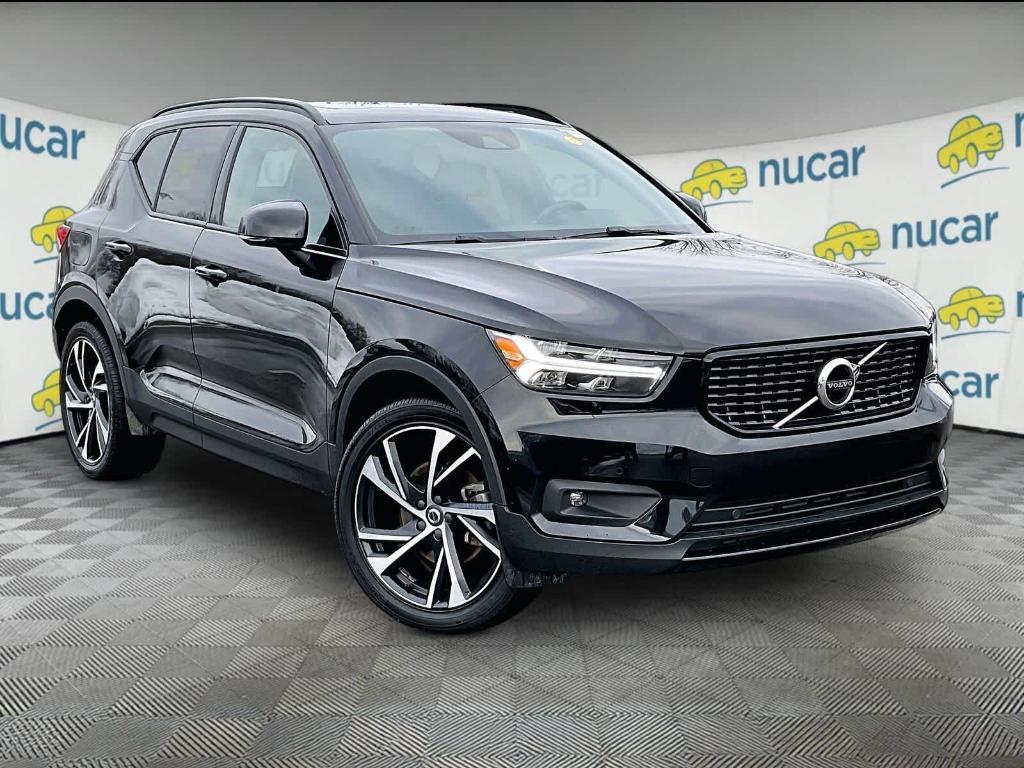 Volvo XC40 2021