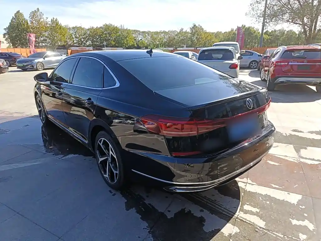 Volkswagen Passat 2025