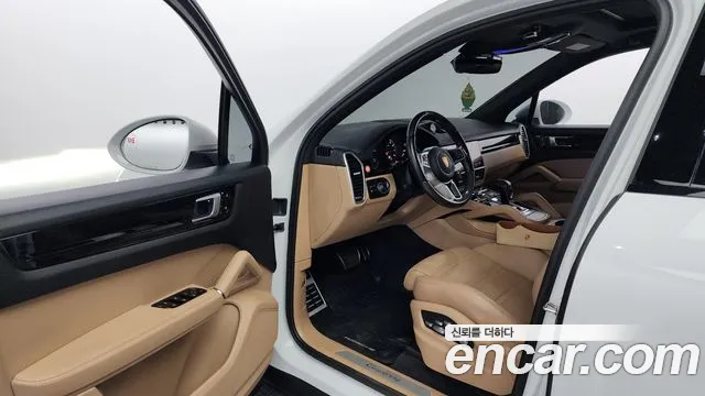 Porsche Cayenne 2020