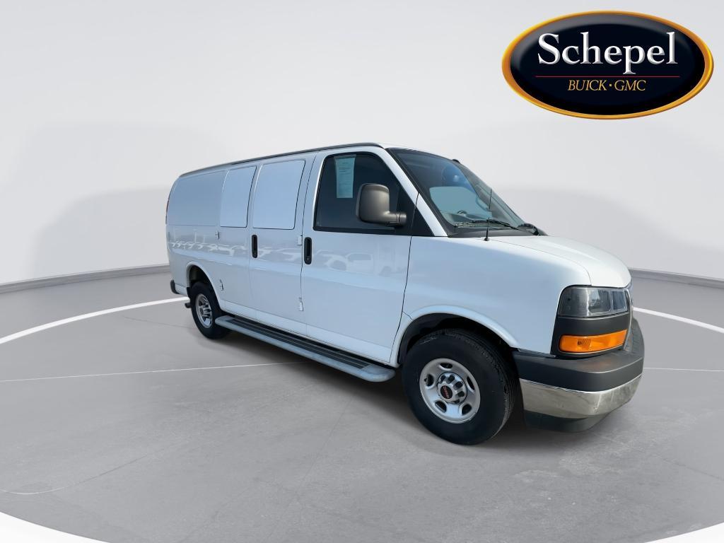 GMC Savana 2024
