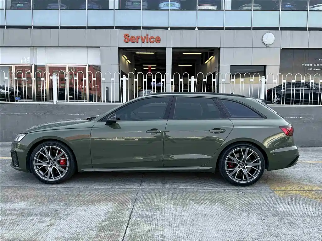 Audi S4 2023