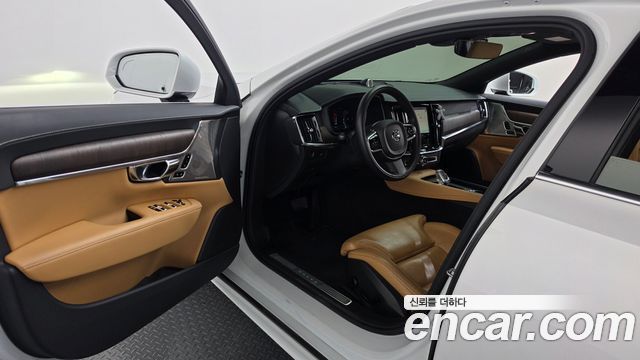 Volvo S90 2022