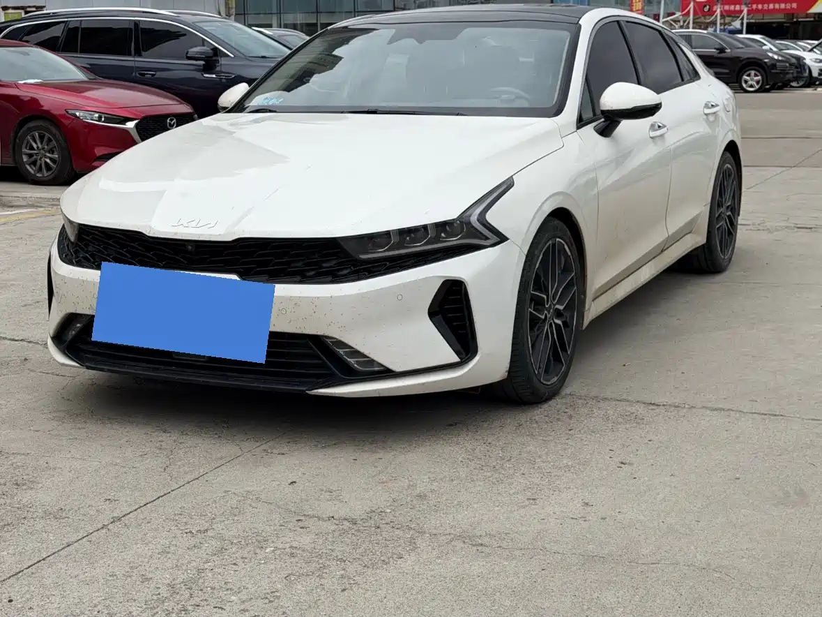 Kia K5 2023