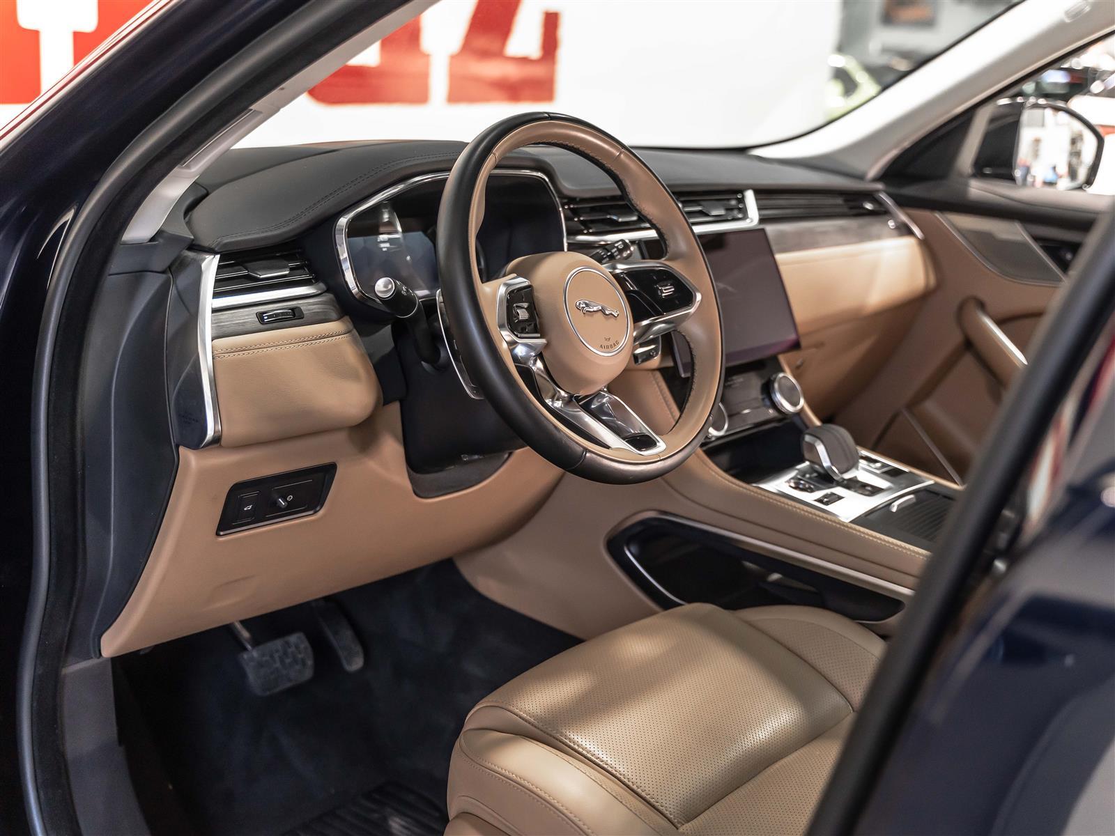 Jaguar F-Pace 2023