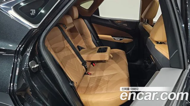 Lexus NX 2024