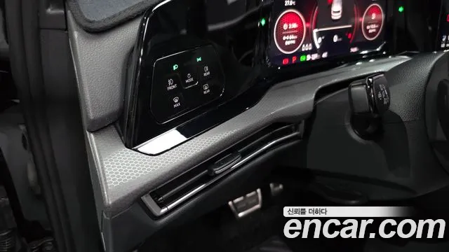 Volkswagen Golf 2023