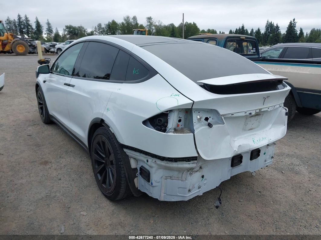 Tesla Model X 2022