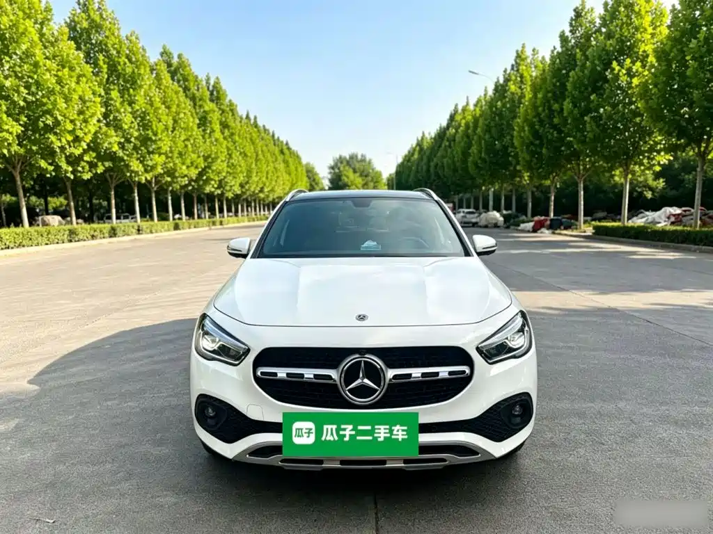 Mercedes-Benz GLA 2021