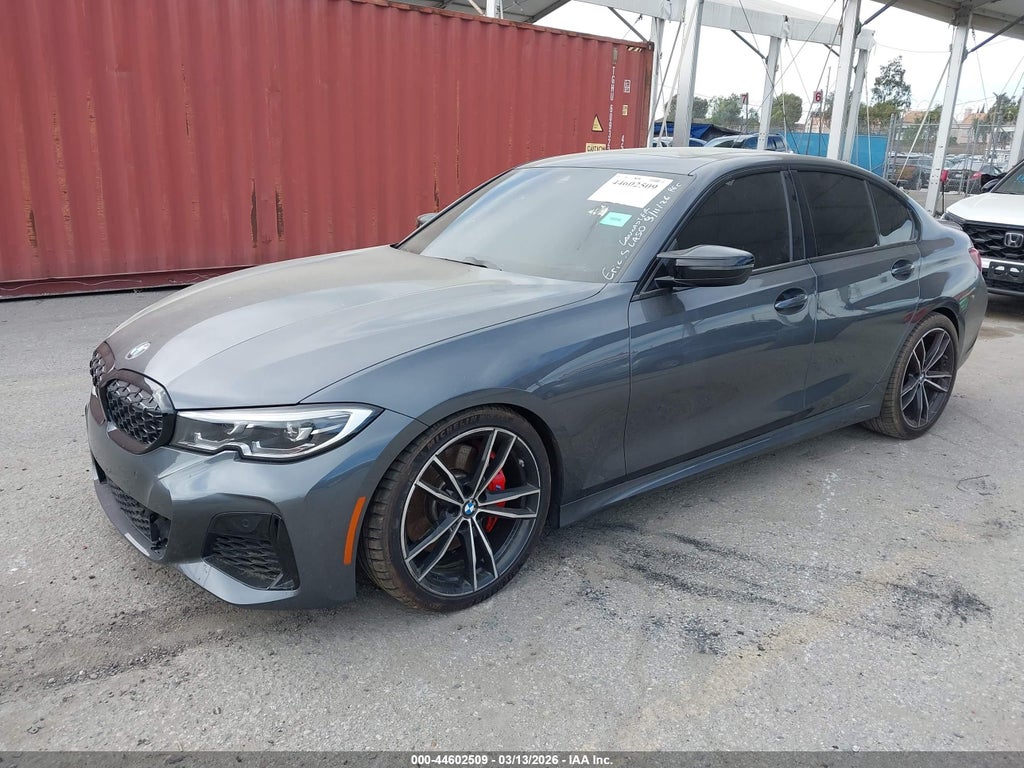 BMW 3 серии 2021
