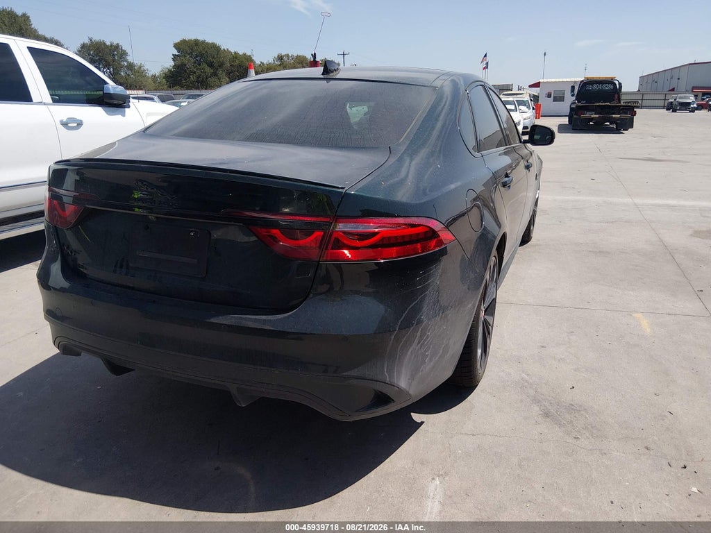 Jaguar XF 2023