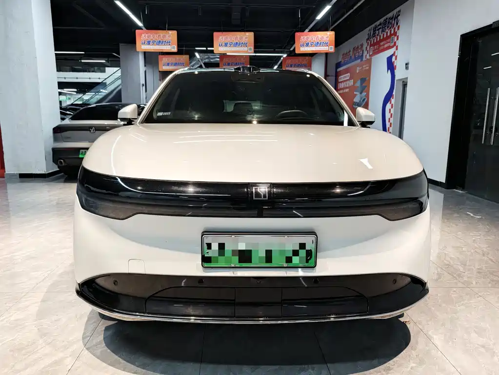 Zeekr 7X 2024