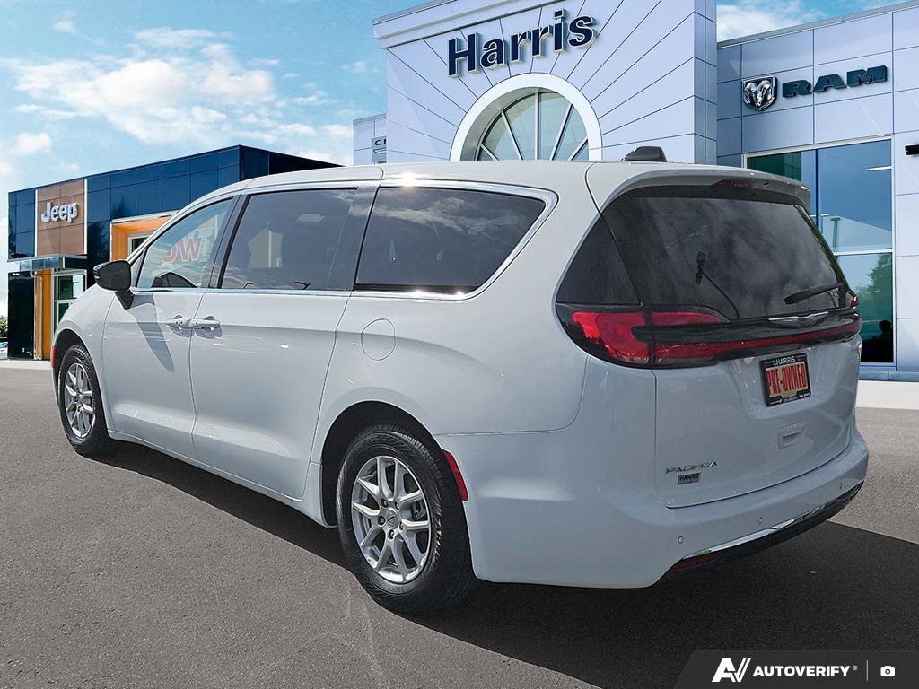 Chrysler Pacifica 2024