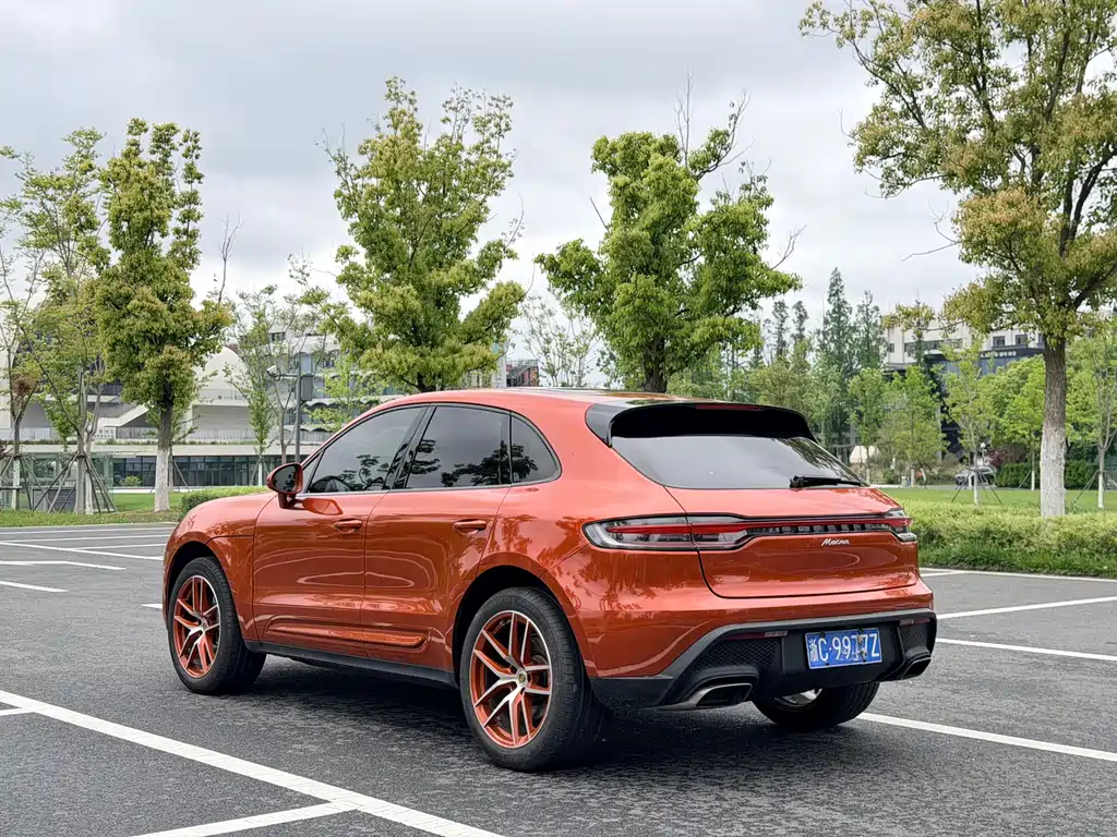Porsche Macan 2022