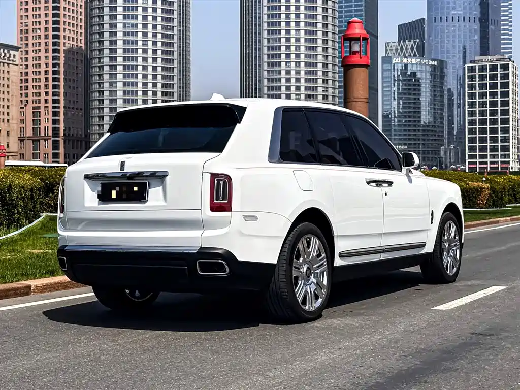 Rolls-Royce Cullinan 2023