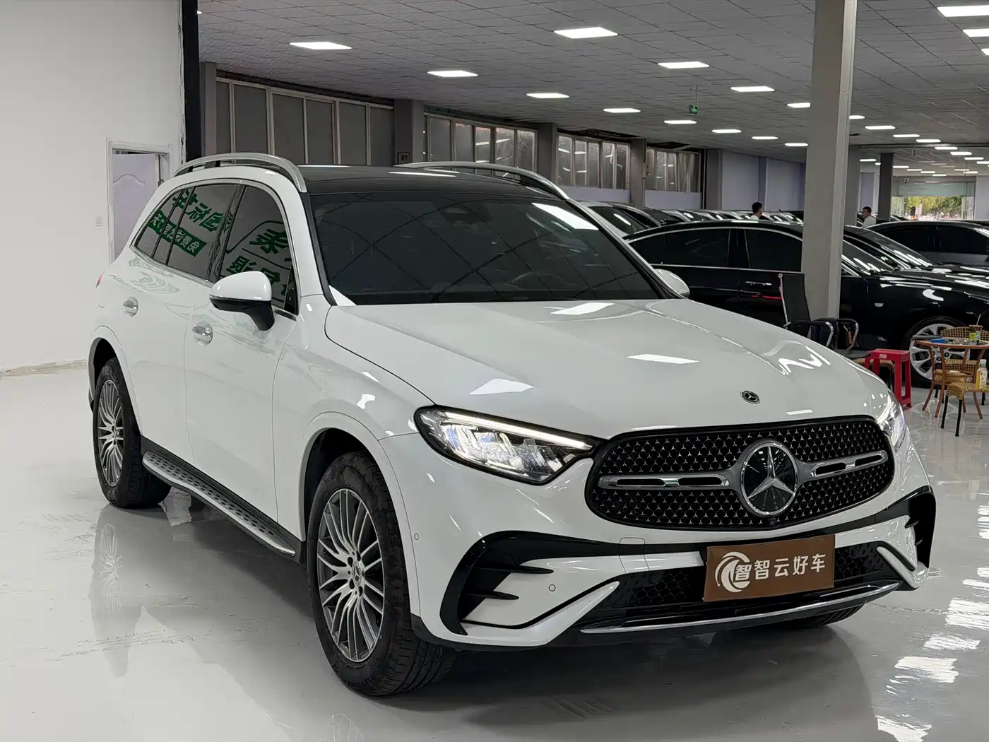 Mercedes-Benz GLC 2023
