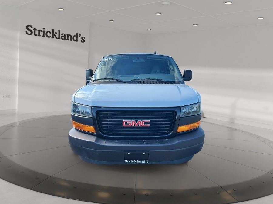 GMC Savana 2023