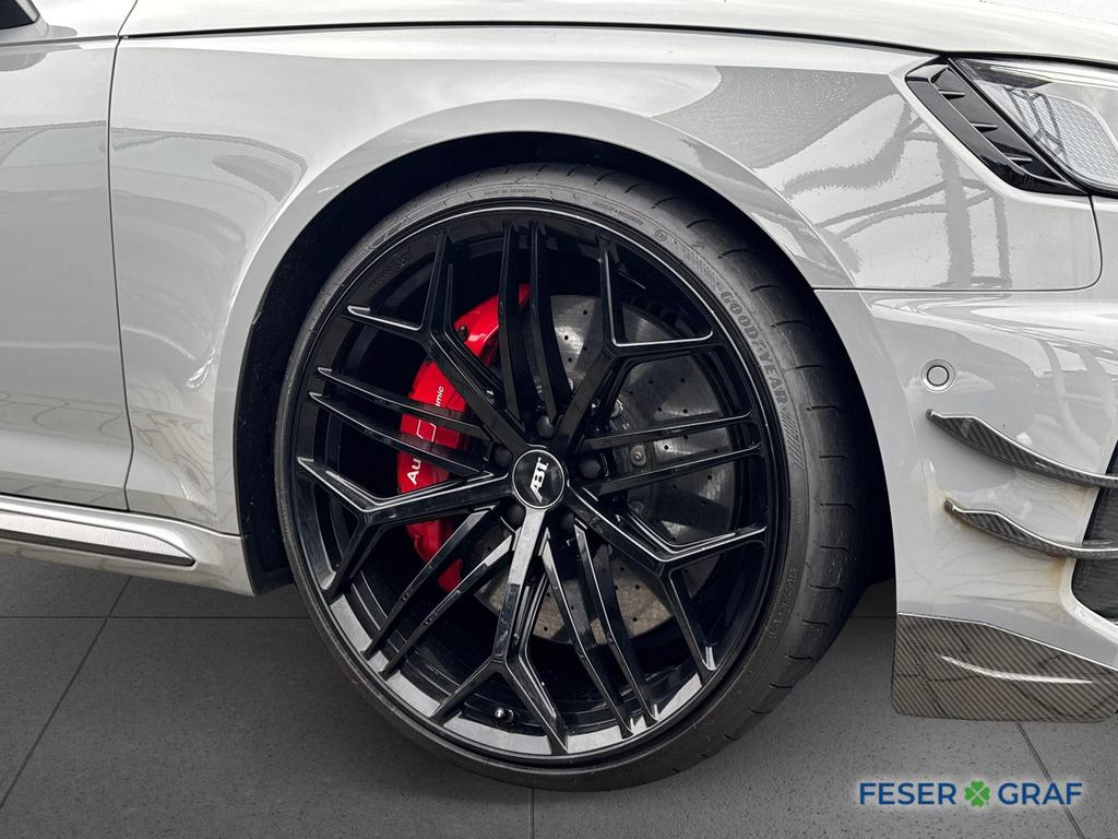 Audi RS4 2023