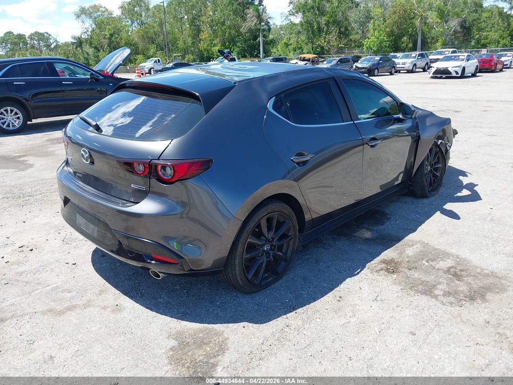 Mazda 3 2024