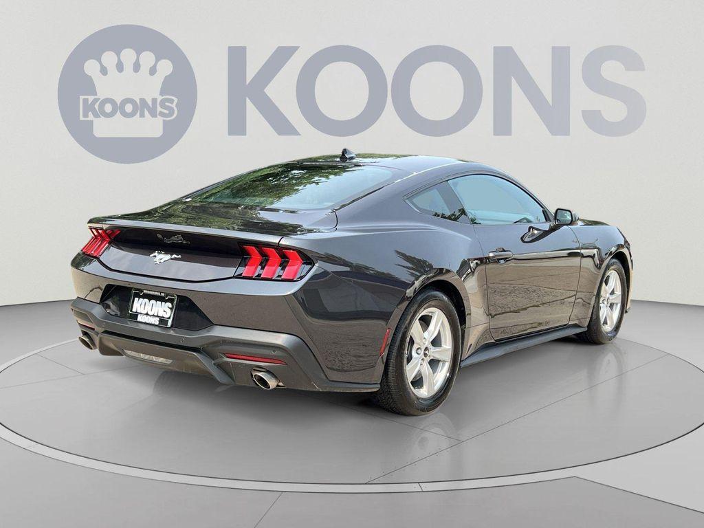 Ford Mustang 2024