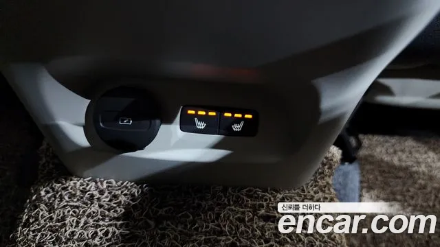 Volvo XC40 2024