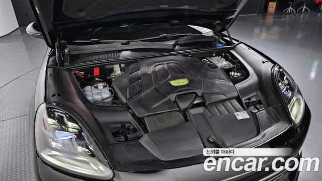 Porsche Cayenne 2023