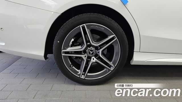 Mercedes-Benz C-Класс 2021