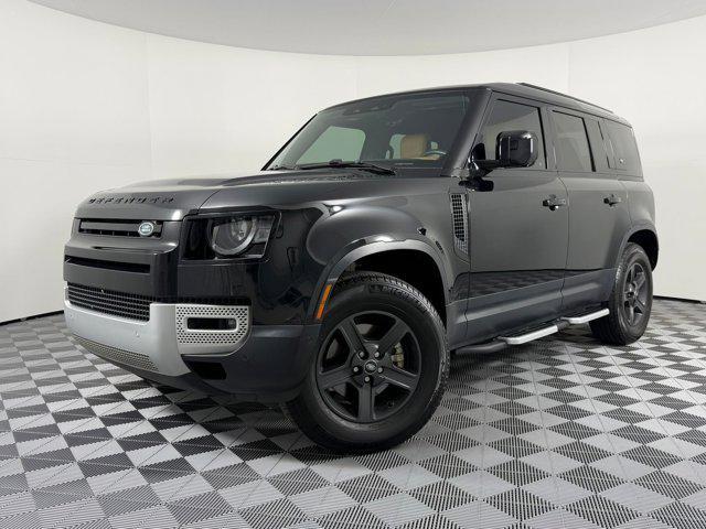 Land Rover Defender 2023