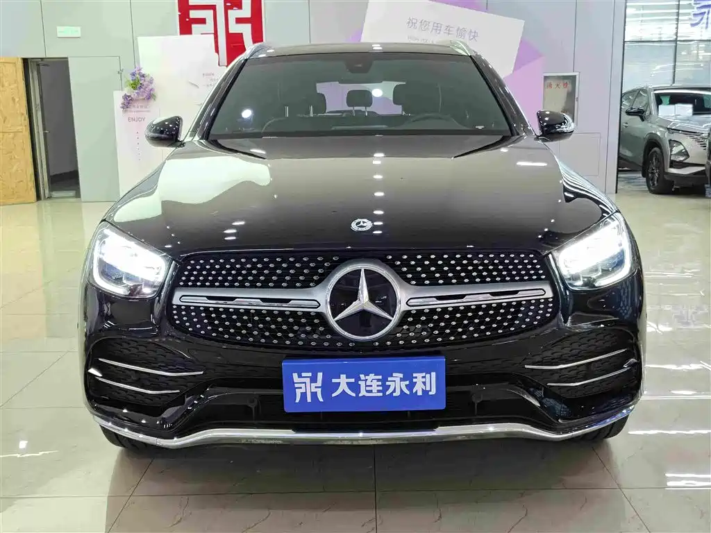 Mercedes-Benz GLC 2023