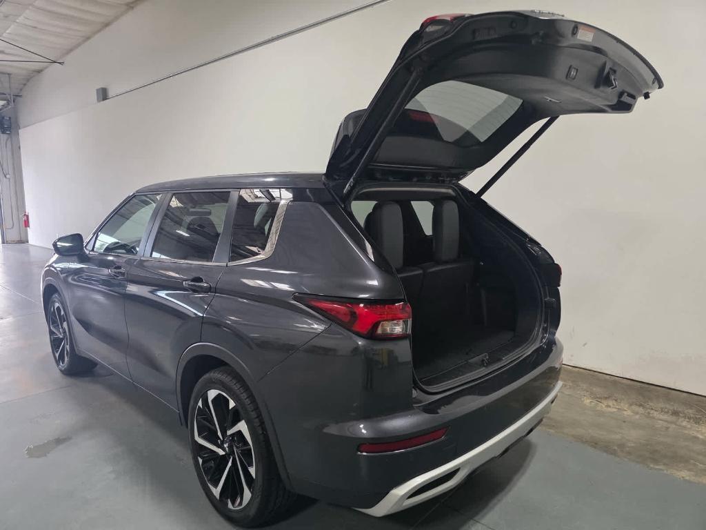 Mitsubishi Outlander 2024