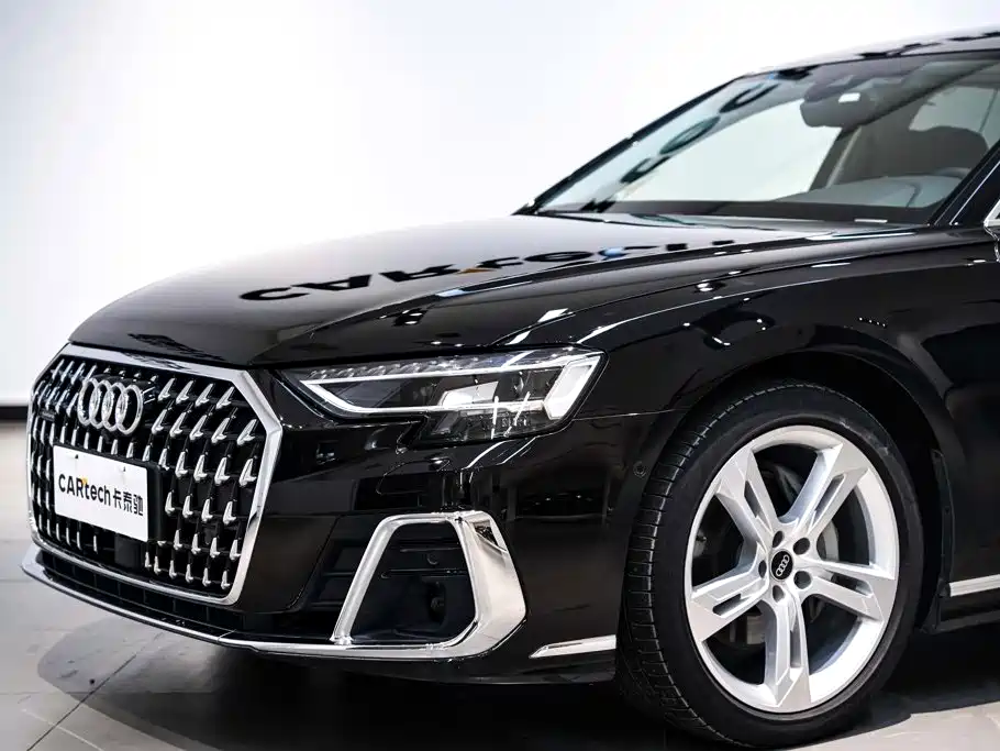 Audi A8 2023